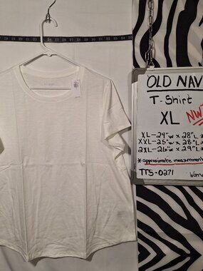 NWT Old Navy Shirt, White, XL